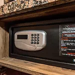 Xo Blue Square Hotel 3*