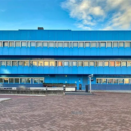 Xo Blue Square אמסטרדם