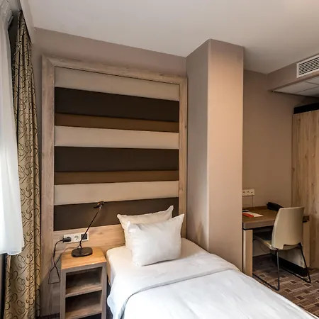 Xo Blue Square Hotell