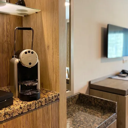 Hotel Xo Blue Square