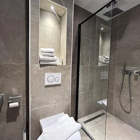 Hotel Xo Blue Square 3*