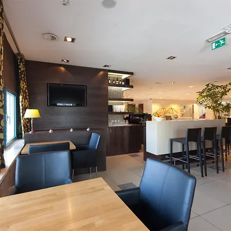 Otel Xo Blue Square 3*