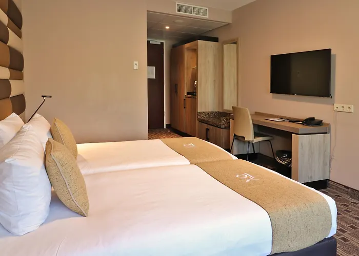 Hotel Xo Blue Square