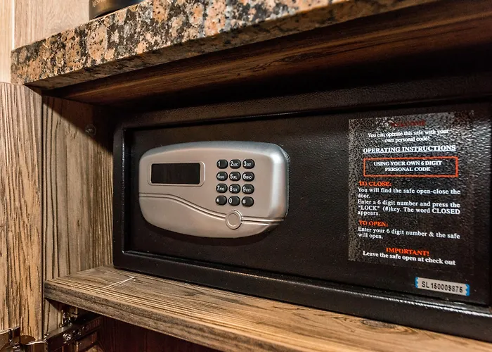 Xo Blue Square Hotel 3*