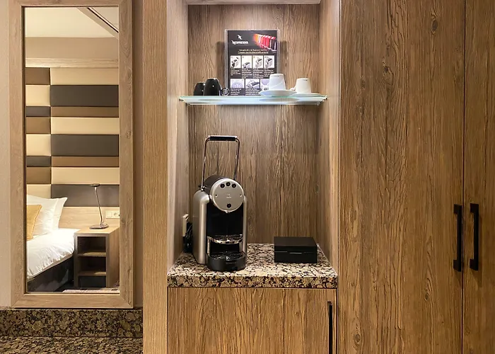 Xo Blue Square Hotel