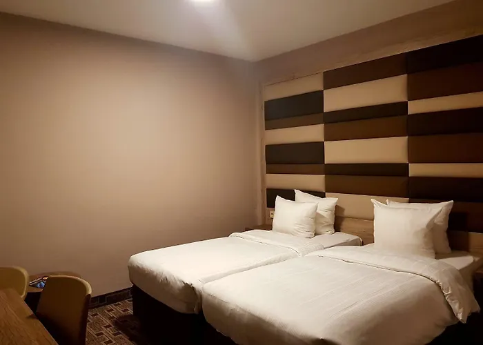 Hotel Xo Blue Square