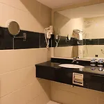 Xo 호텔스 블루 스퀘어 3*